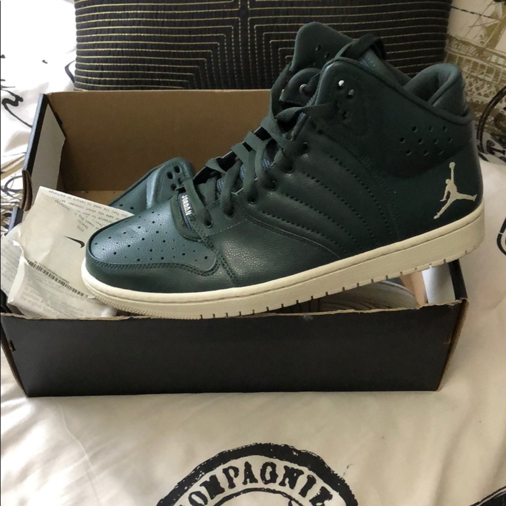 Brand new Jordan sneakers!